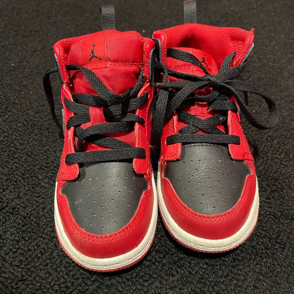 Jordan Kids Red and Black Sneakers
